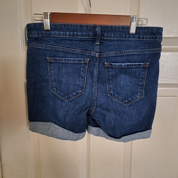 Old navy Distressed  Jean Shorts 5/$25 - Picture 2 of 3